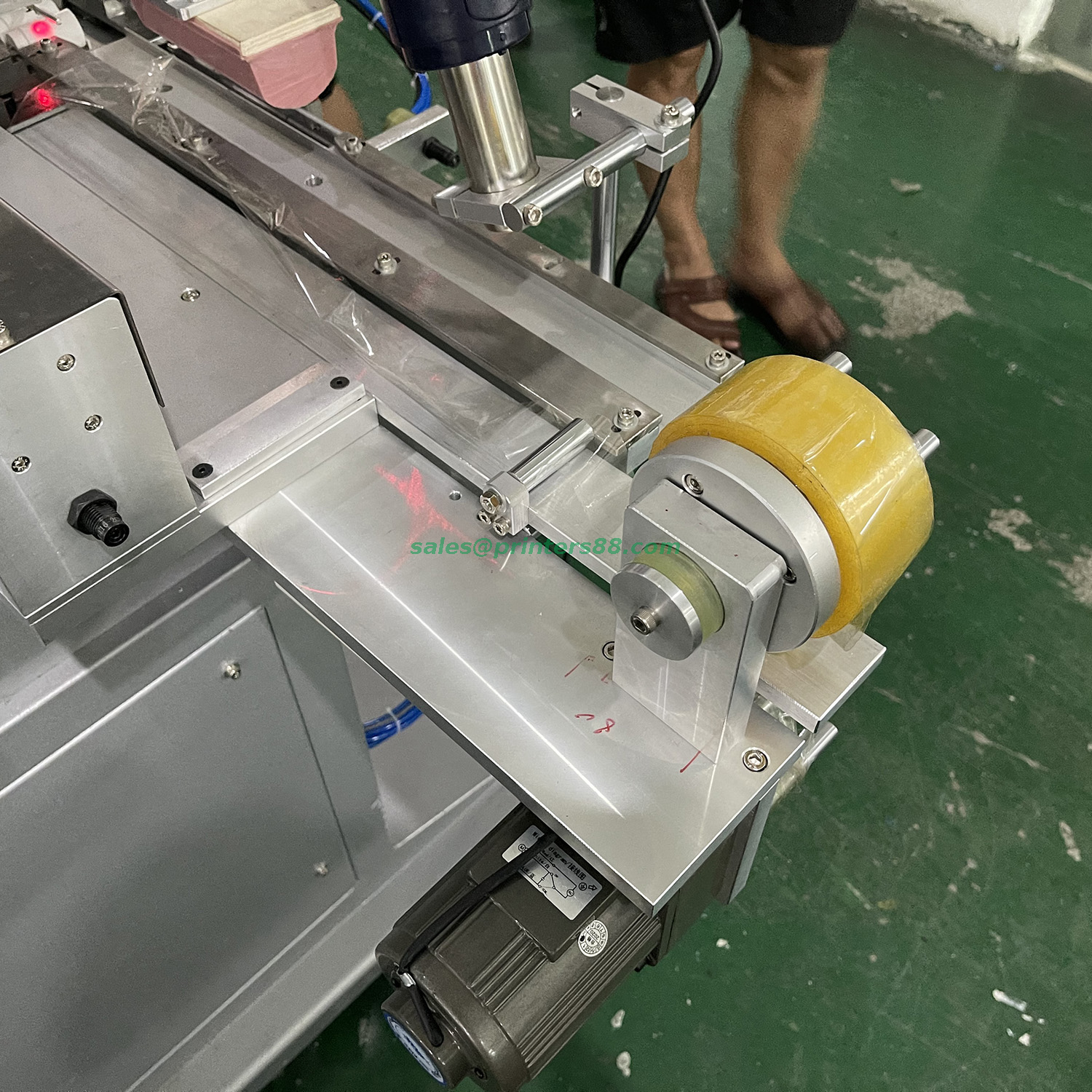 Automatic Lamp Holder Pad Printing Machine (HX-DT)