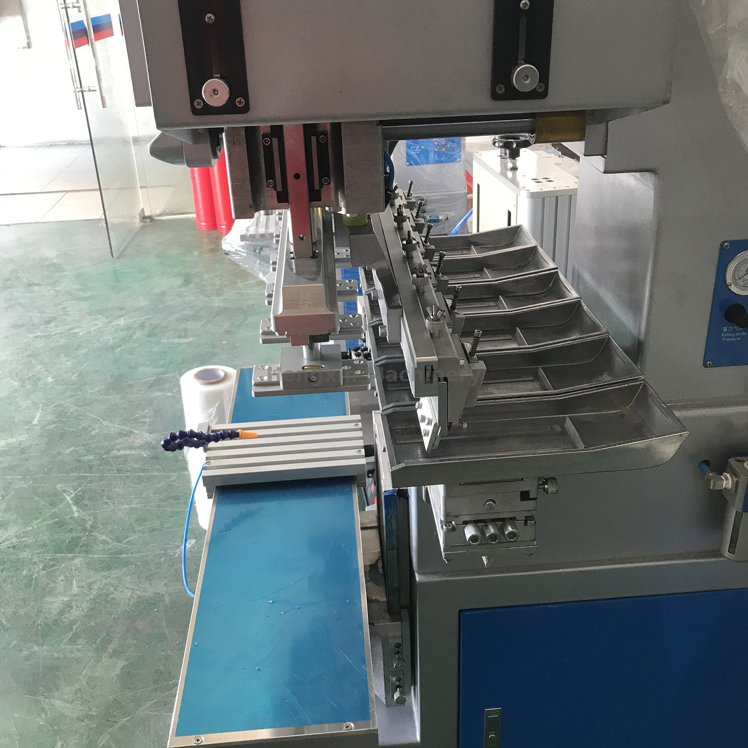 Six Color Pad Printing Machine with Shuttle (M6/S)